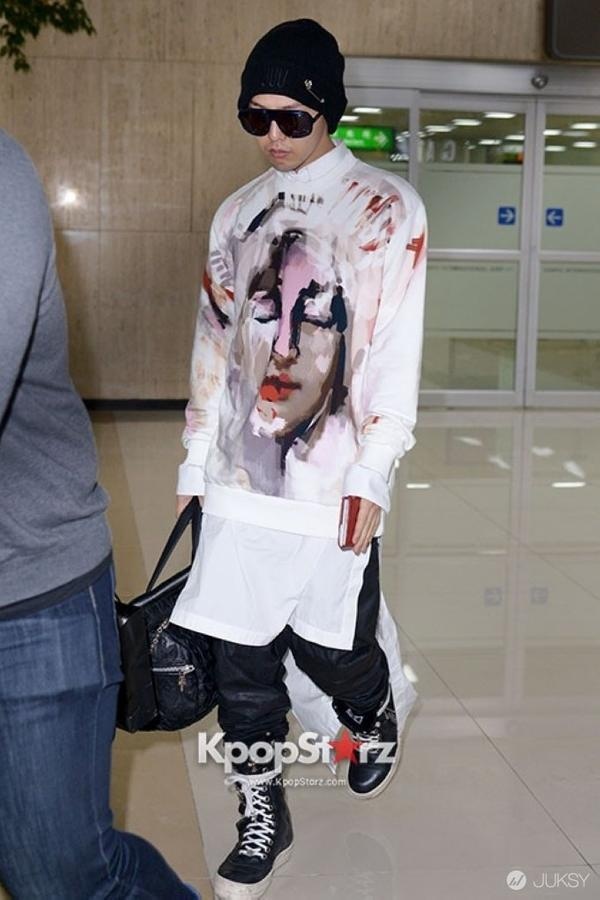 G-Dragon mac vay anh 4