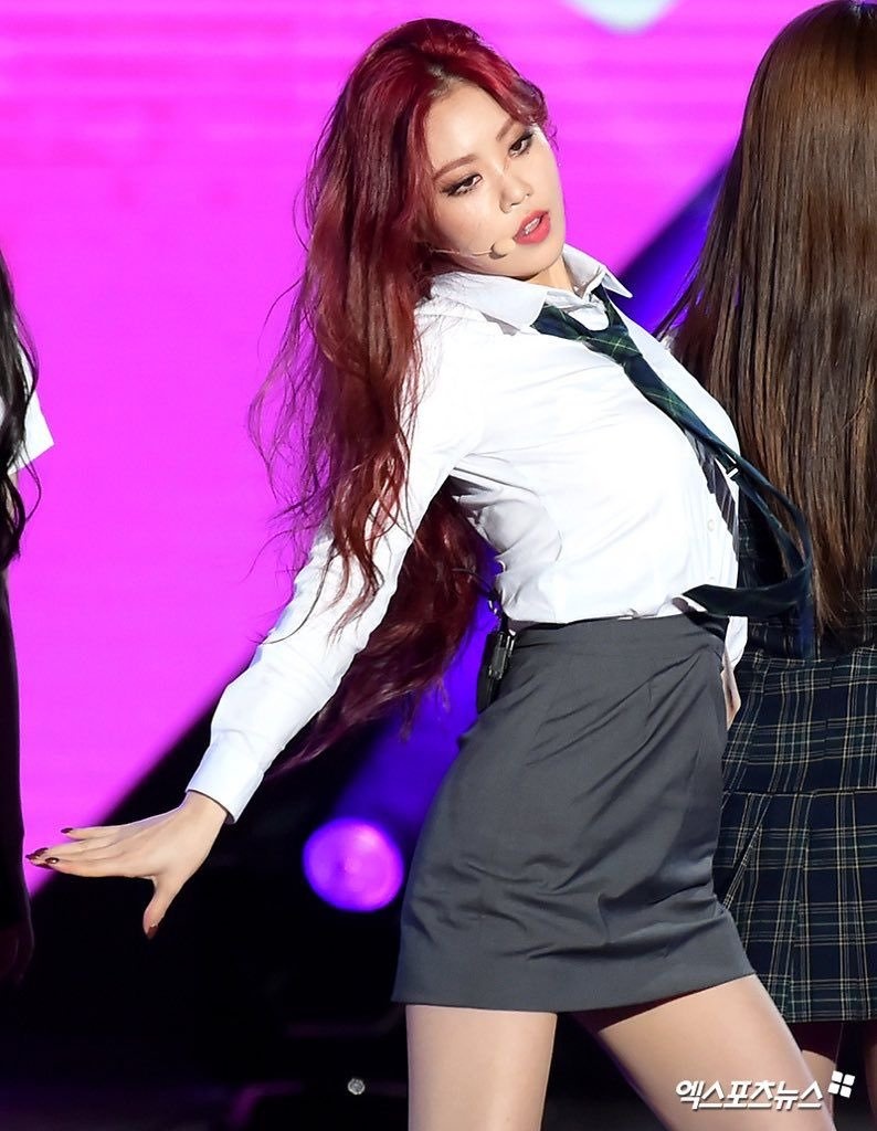 thoi trang san khau cua 5 nu than tuong sexy anh 3