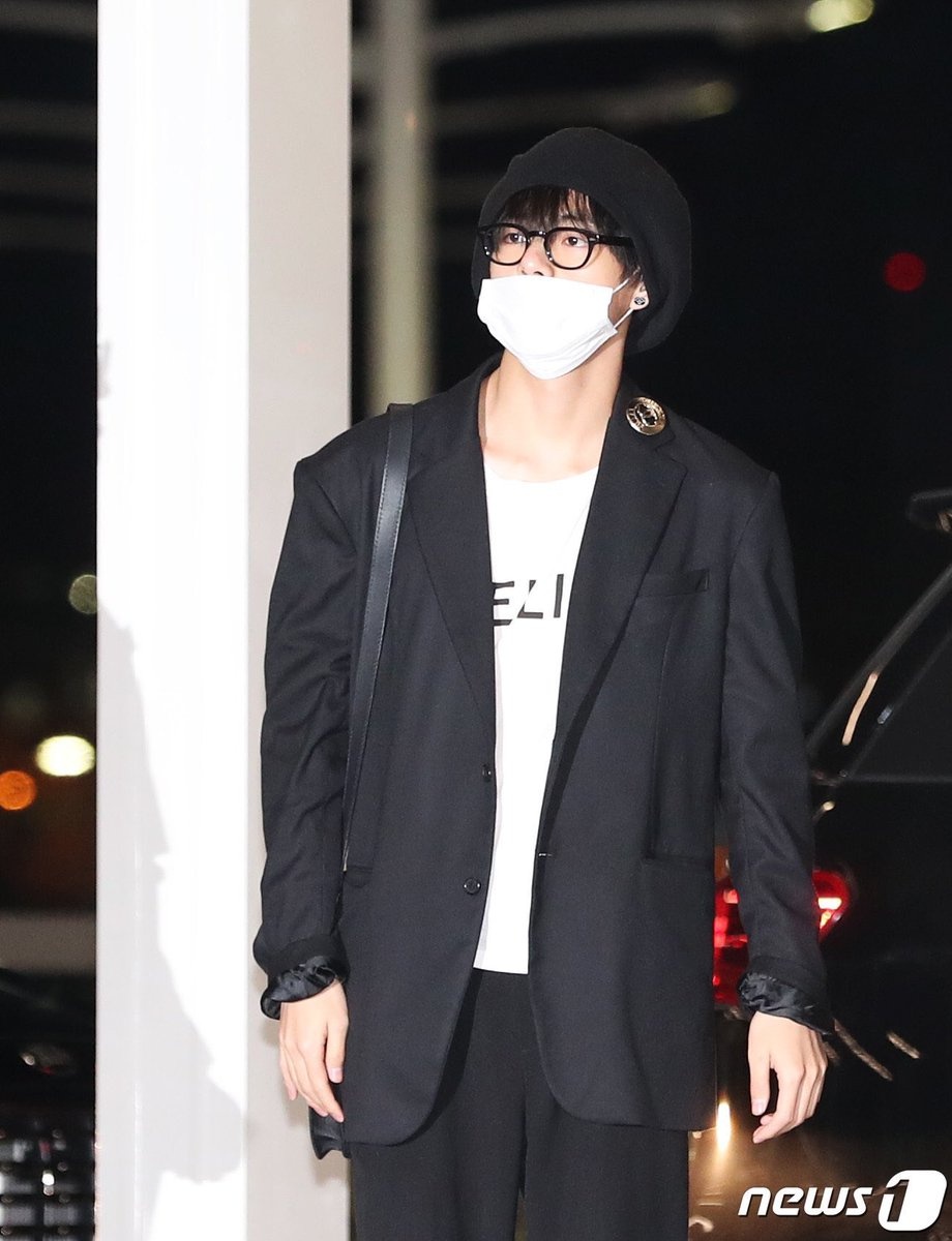 sao nam mac vest thung thinh anh 13