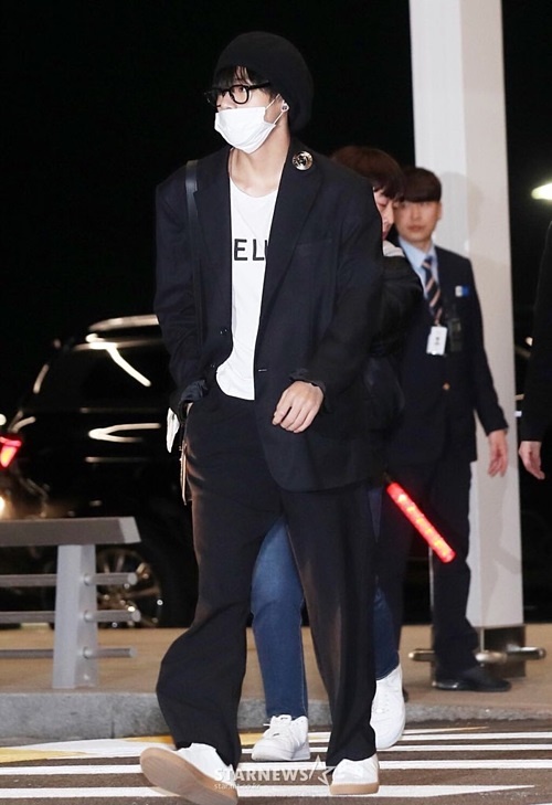 sao nam mac vest thung thinh anh 14