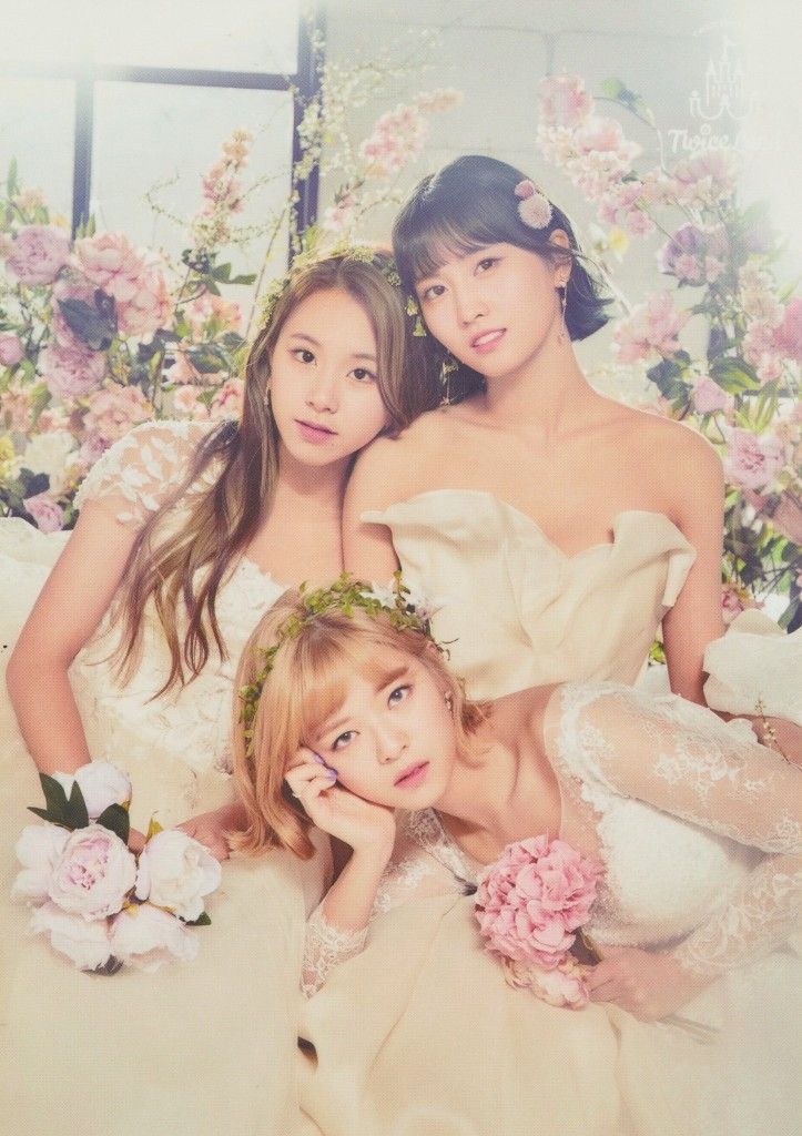 sao Kpop mac vay cuoi anh 3