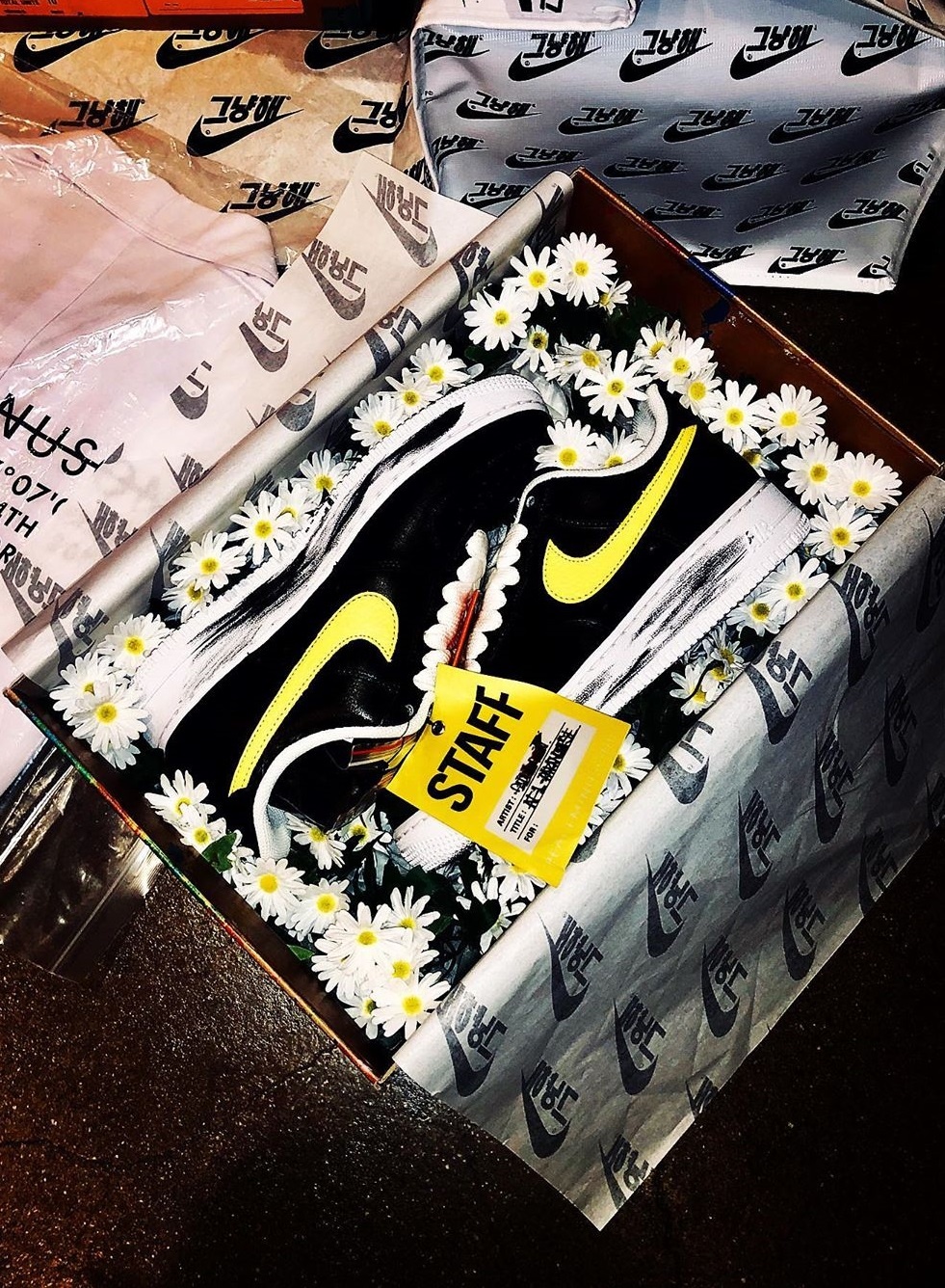 giay Nike Air Force 1 x PEACEMINUSONE Para-noise anh 3