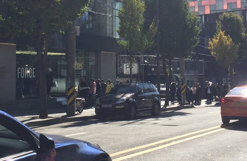 giay Nike Air Force 1 x PEACEMINUSONE Para-noise anh 9