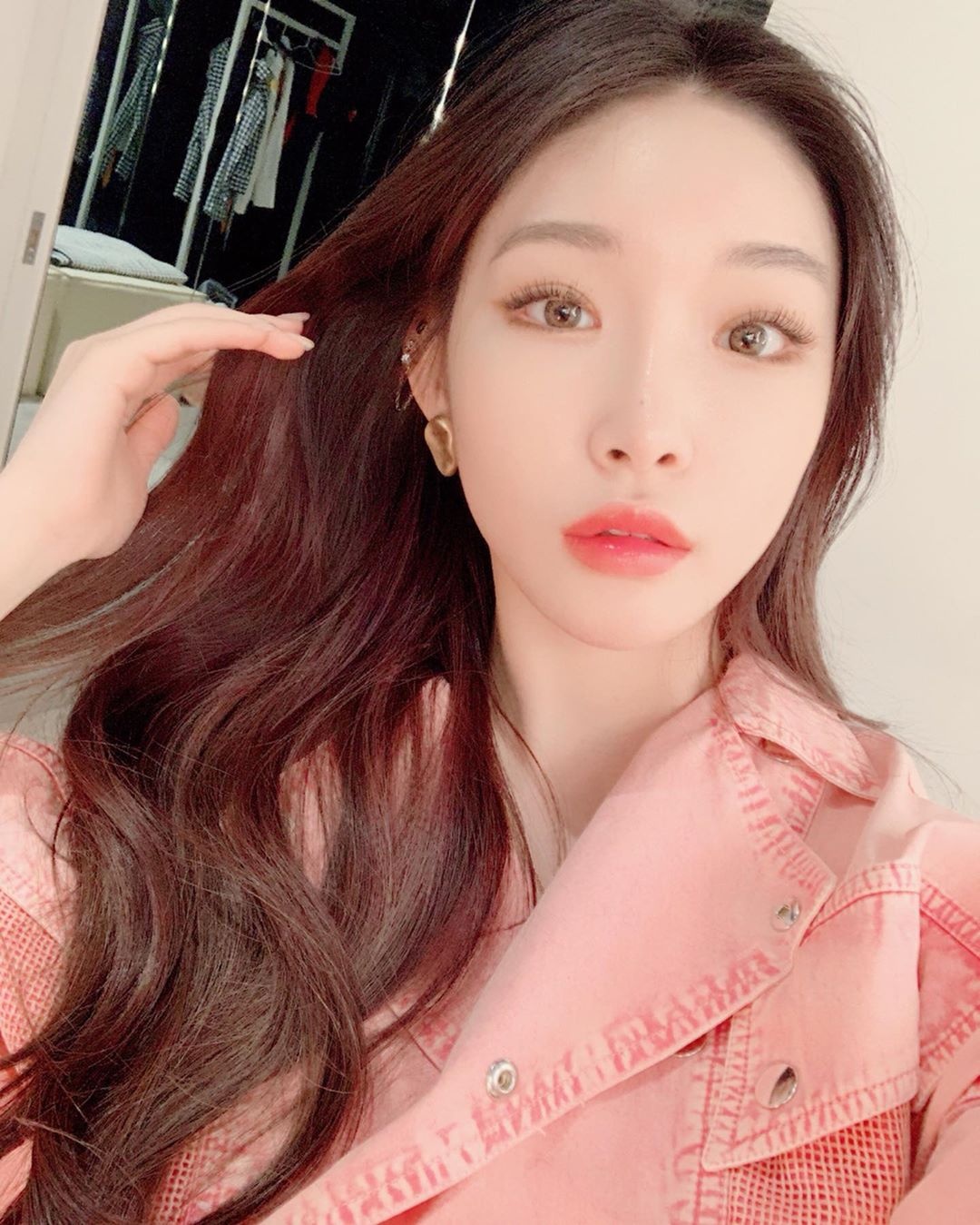 Chungha de toc ngoi giua don gian van duoc khen xinh anh 4