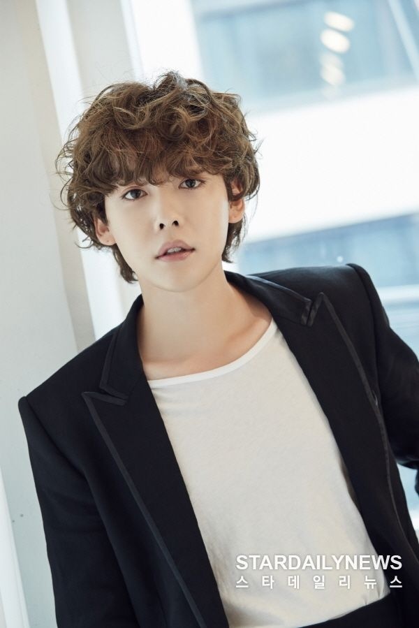 Idol nam de toc xoan xu anh 12