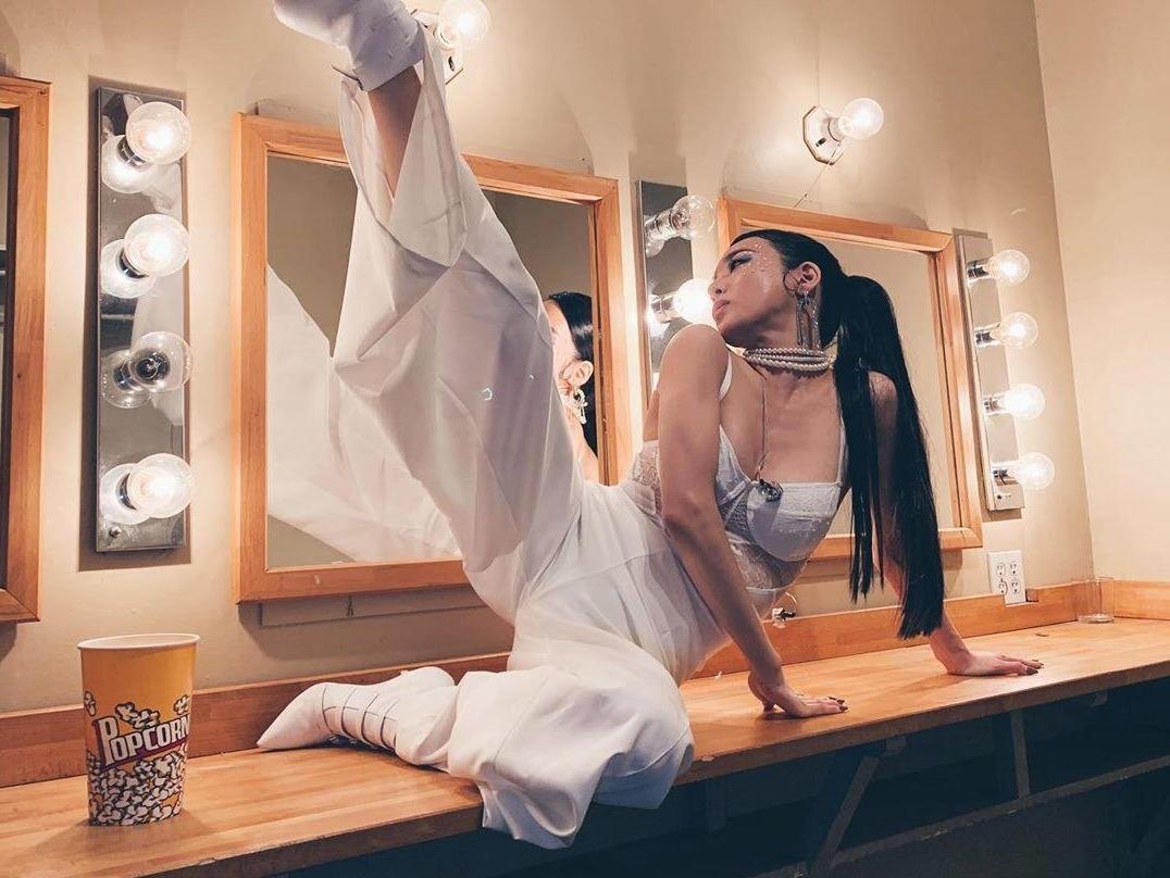 Tiffany dien trang phuc sexy trong san pham am nhac moi hinh anh