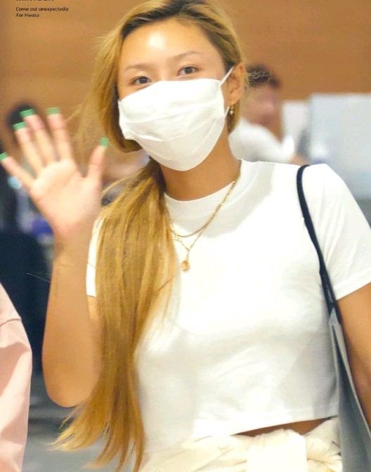 thoi trang cua Hwasa anh 12