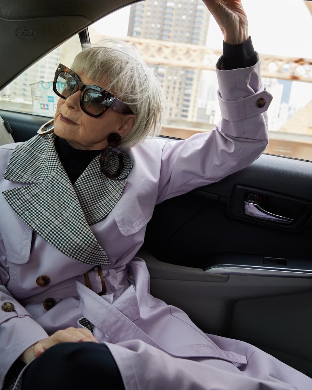 nu giao su an mac sanh dieu anh 9