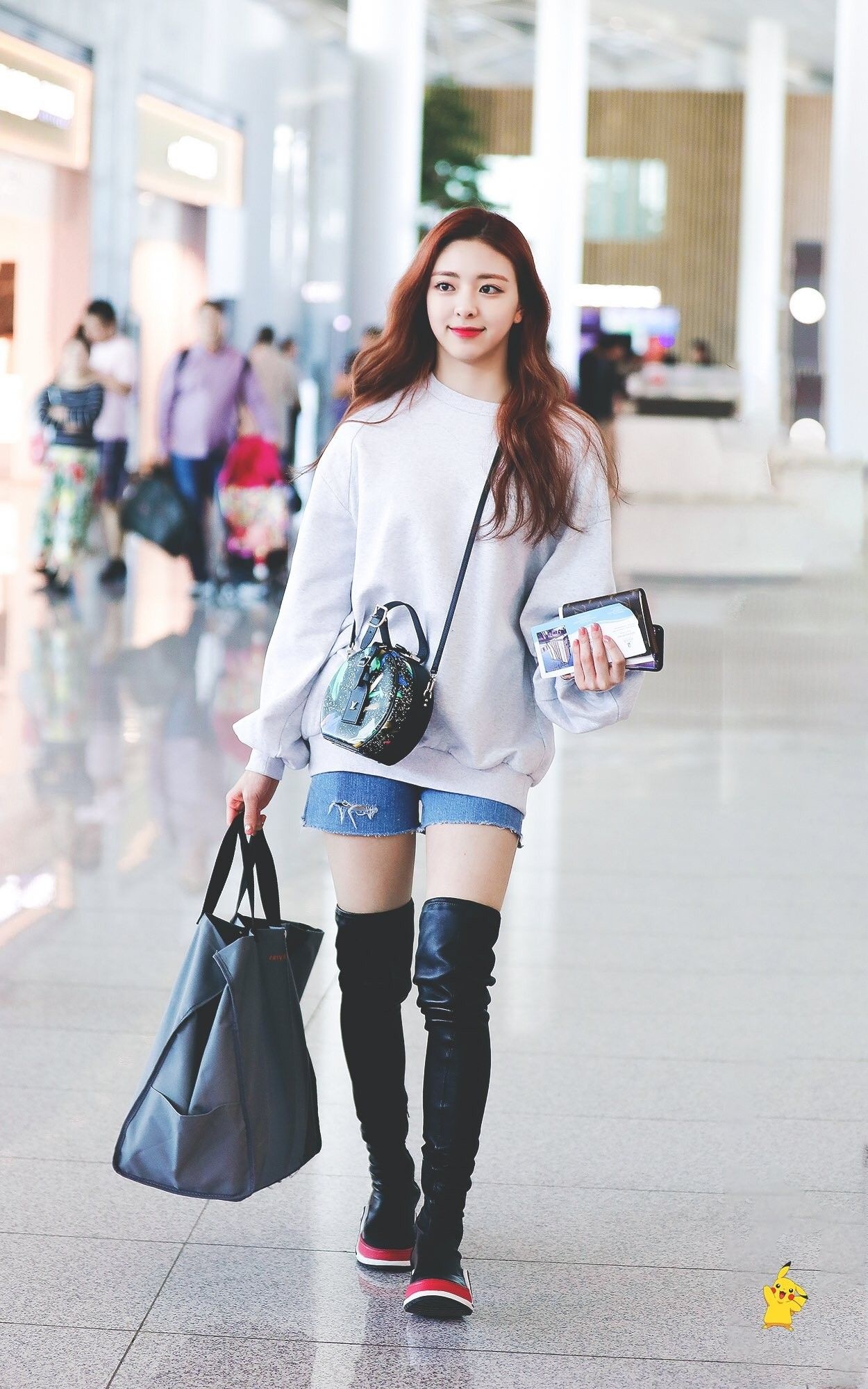 cach di giay boots dep nhu sao Han anh 8