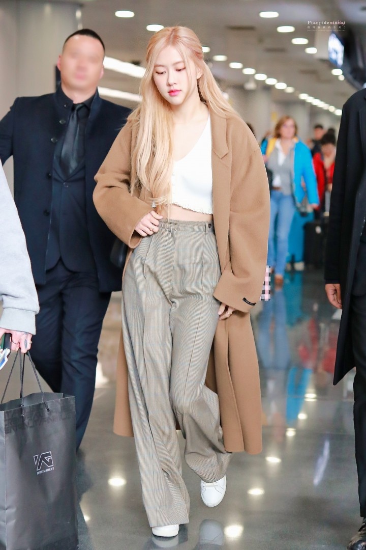 hoc BlackPink cach mac quan rong anh 11