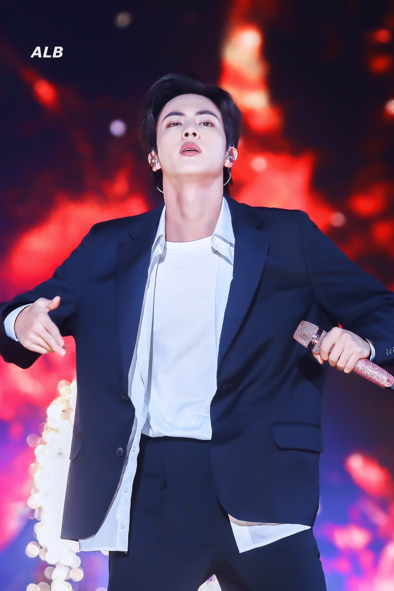 BTS mac hang hieu o MAMA 2019 anh 12