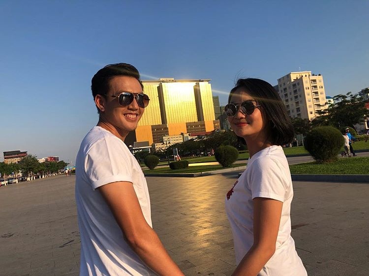 cau thu Campuchia mac gi khi o ben ban gai anh 3