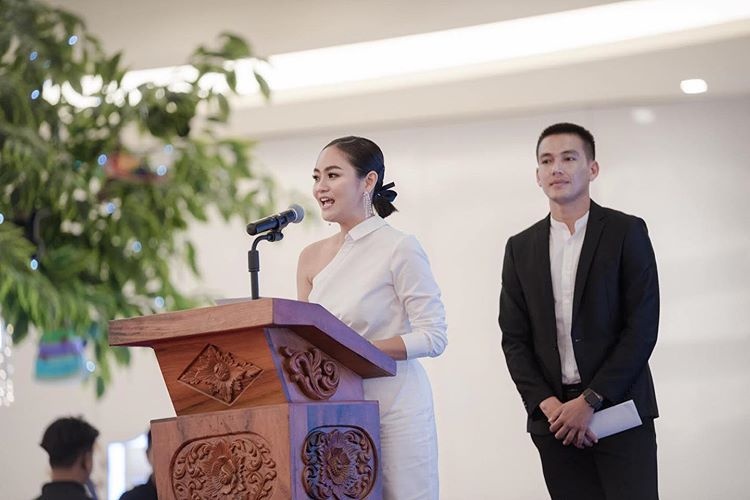 cau thu Campuchia mac gi khi o ben ban gai anh 6