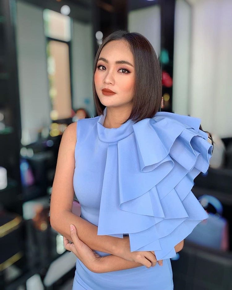 cau thu Campuchia mac gi khi o ben ban gai anh 12