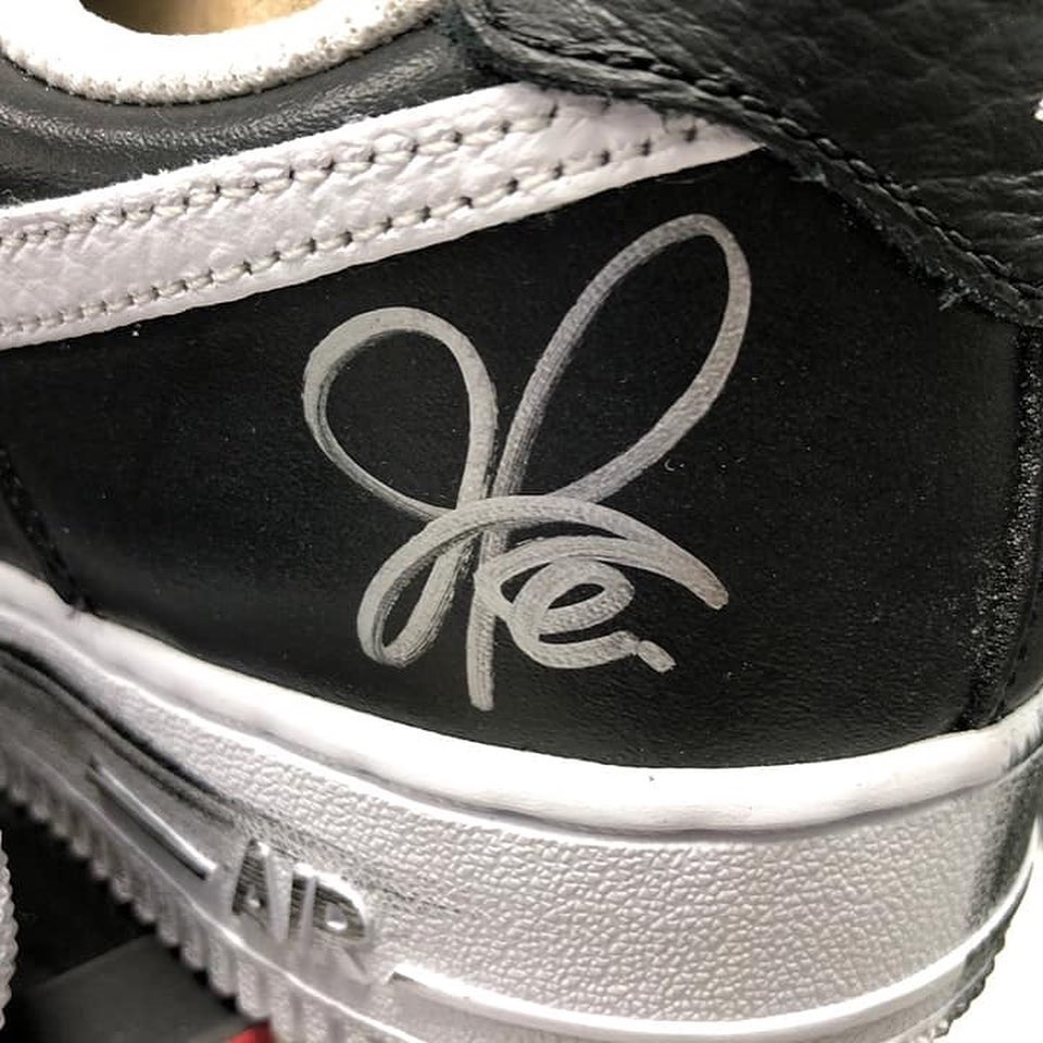 Nike Air Force 1 x PEACEMINUSONE co gia bao nhieu anh 12