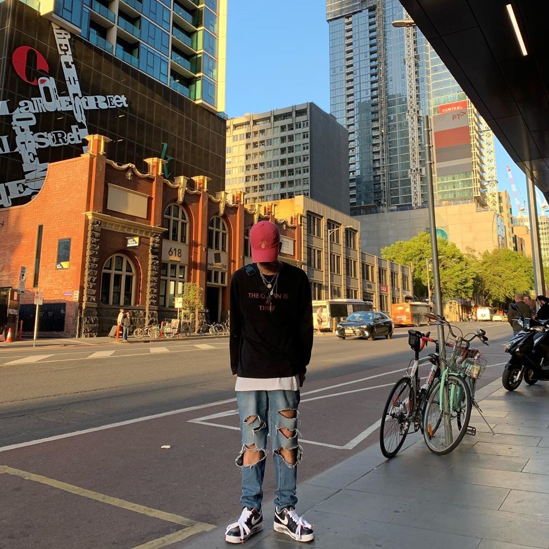 Nike Air Force 1 x PEACEMINUSONE co gia bao nhieu anh 4