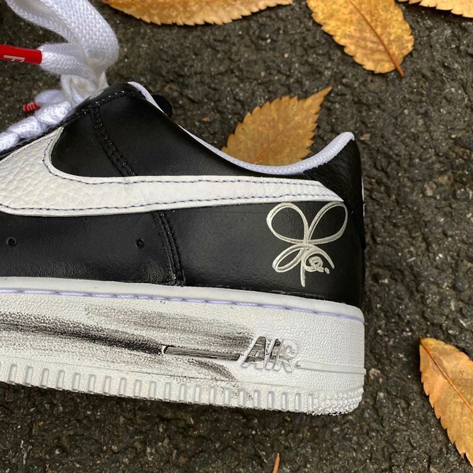 Nike Air Force 1 x PEACEMINUSONE co gia bao nhieu anh 14