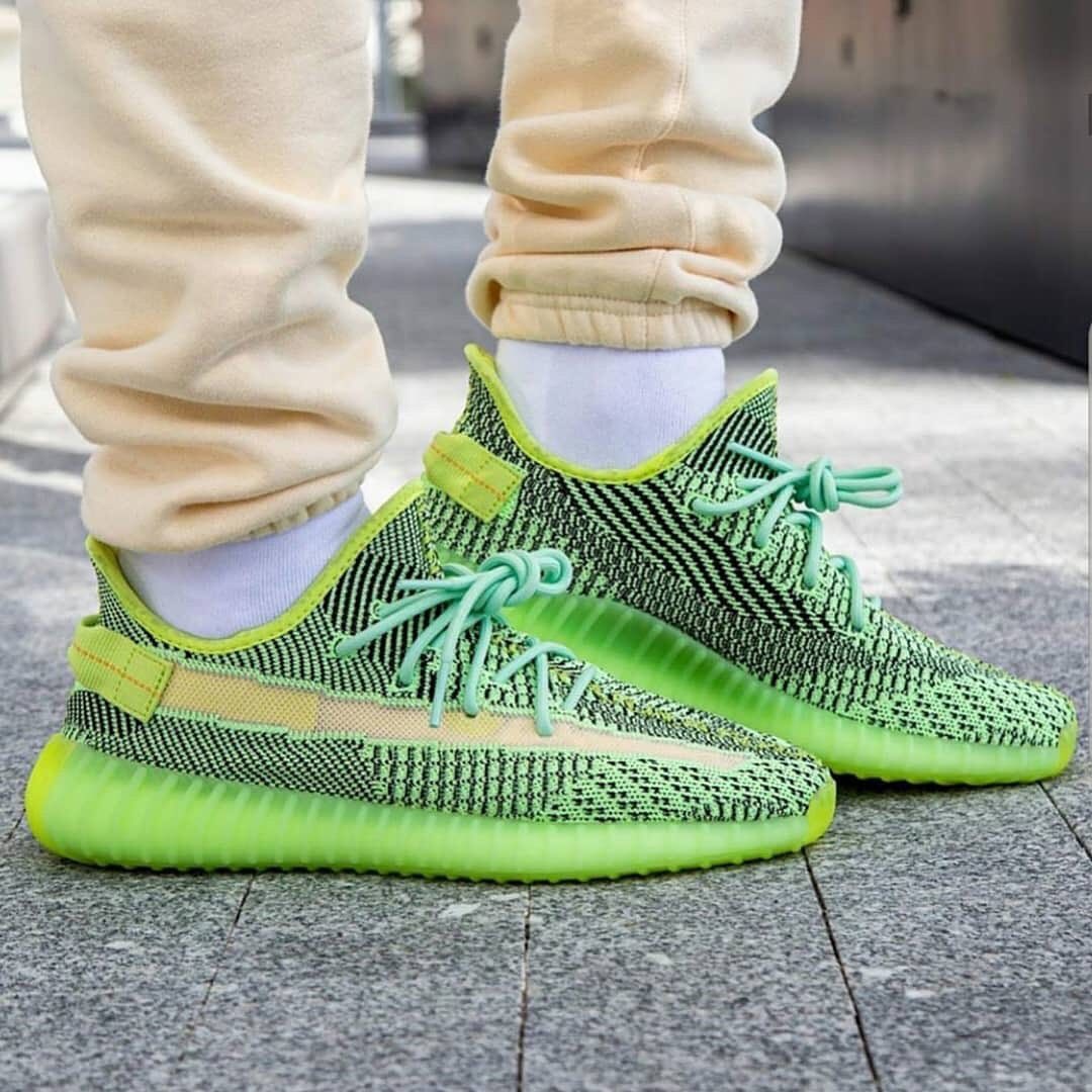 Giày Yeezy Boost 350 V2 Yeezreel ảnh 3 Giay Yeezy Boost 350 V2 Yeezreel anh 3