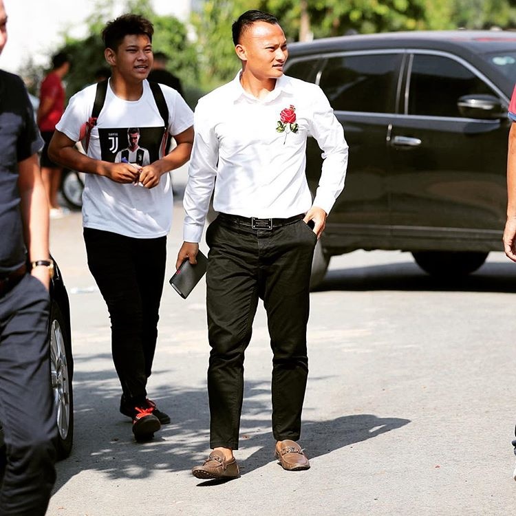 thời trang cầu thủ trọng hoàng ảnh 3 thoi trang cau thu trong hoang anh 3
