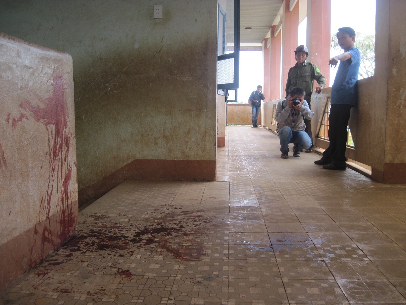 Hiện trường vụ truy sát kinh hoàng khiến em Đức tử vong.