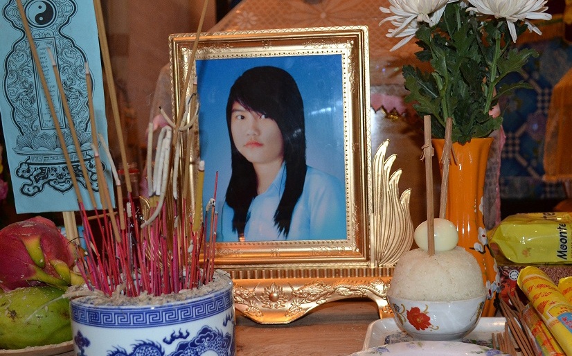 Cu ba 90 tuoi ke phut kinh hoang ca nha bi sat hai hinh anh