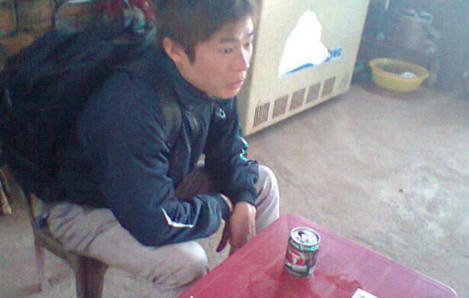 Cu ba 90 tuoi di nhan dang nghi can giet ca nha trong dem hinh anh