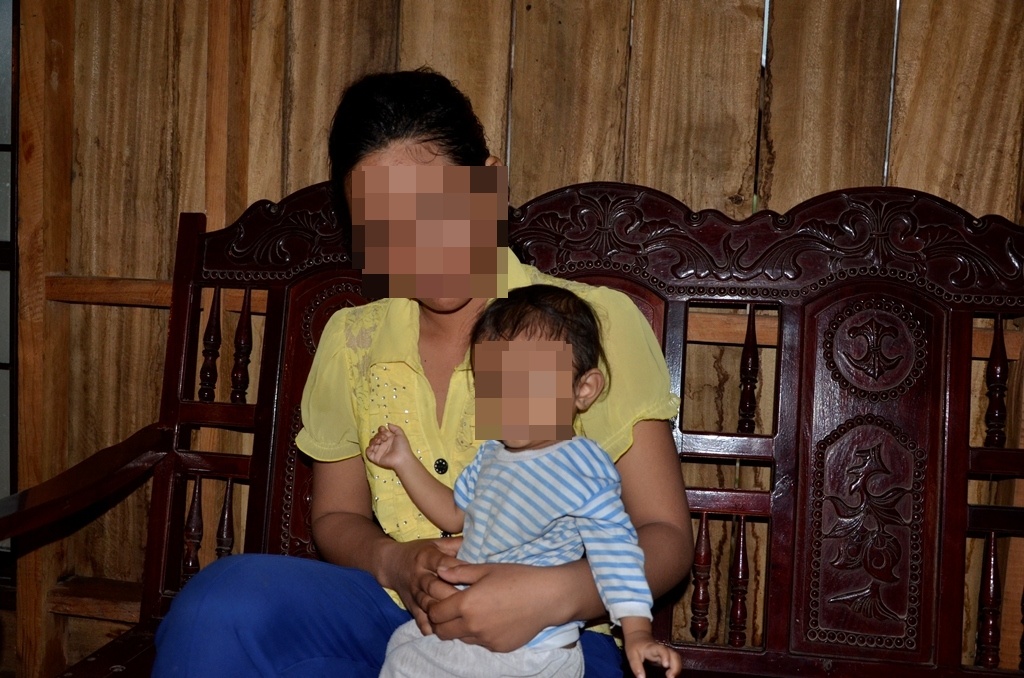 Cung 'quan he' voi be gai 15 tuoi, 2 thanh nien vao tu hinh anh