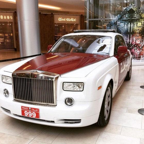Rolls-Royce Phantom gia nhap dan xe canh sat Abu Dhabi hinh anh