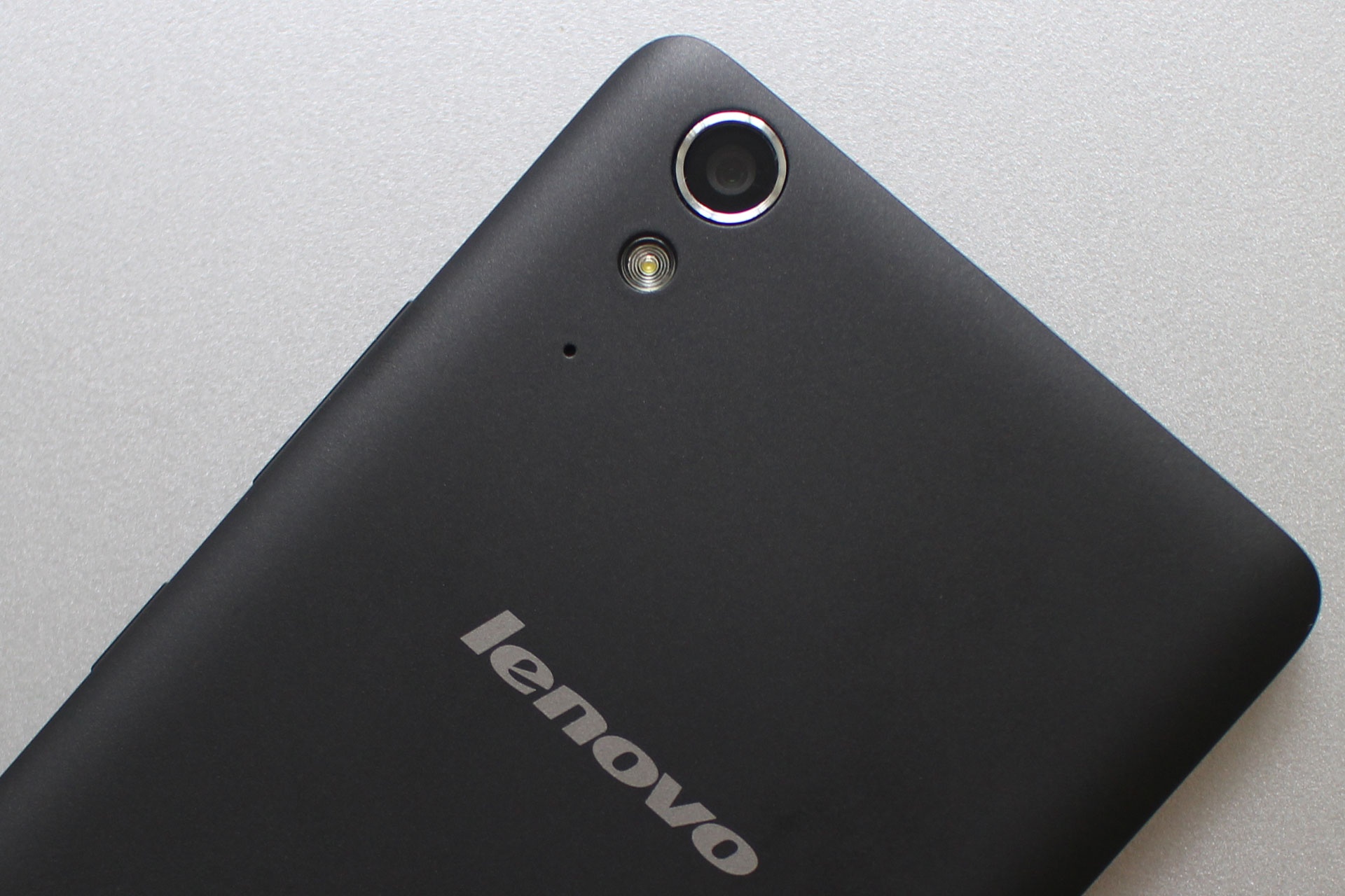 Lenovo A6000