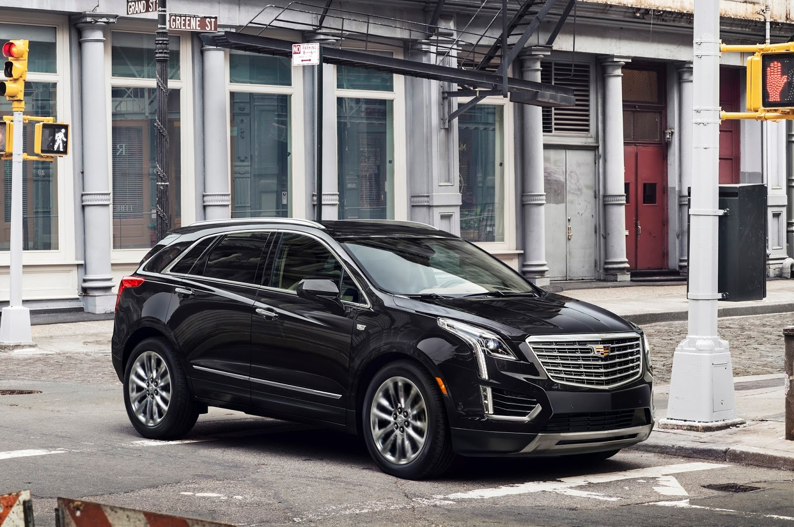 Cadillac XT5 sẽ cạnh tranh với BMW X3, Audi Q5 và Lexus NX