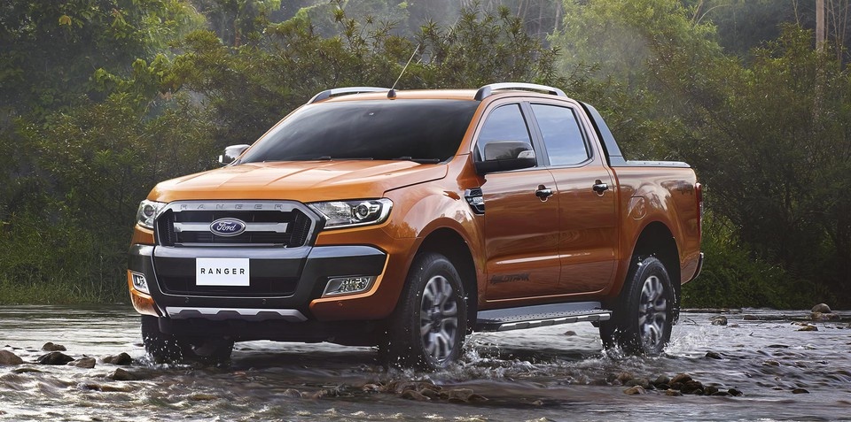 Ban tai va SUV hao xang, ton dau nhat hinh anh