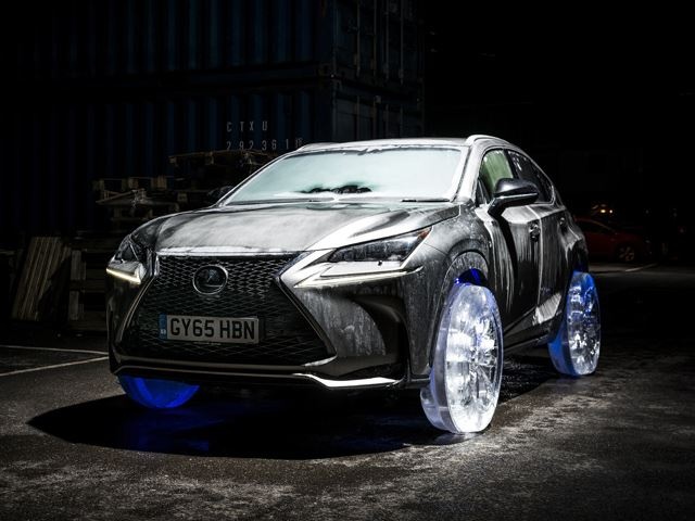 Lexus NX dung banh 'dong lanh' hinh anh