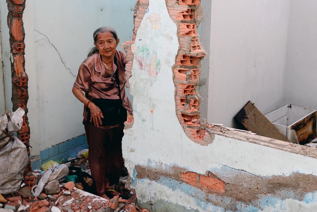 Canh song tam bo ben dong kenh Te Sai Gon hinh anh