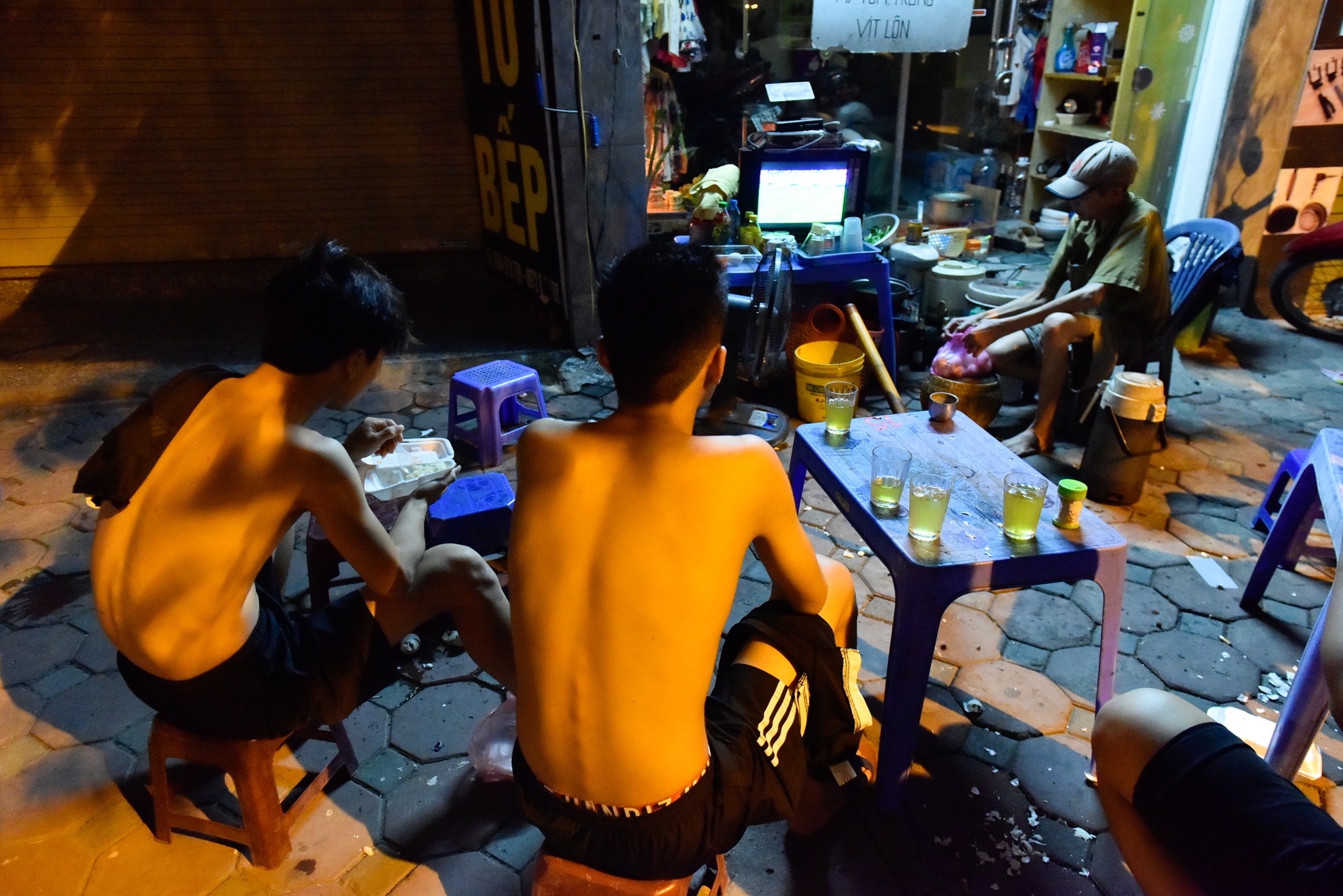 Người Sài Gòn xem Euro ảnh 11 Nguoi Sai Gon xem Euro anh 11