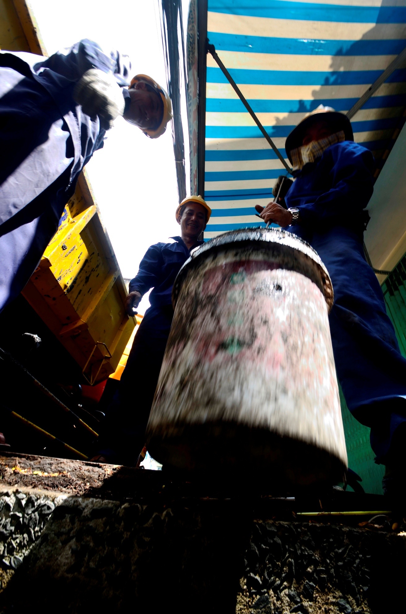 lan ngup trong nuoc thai anh 9