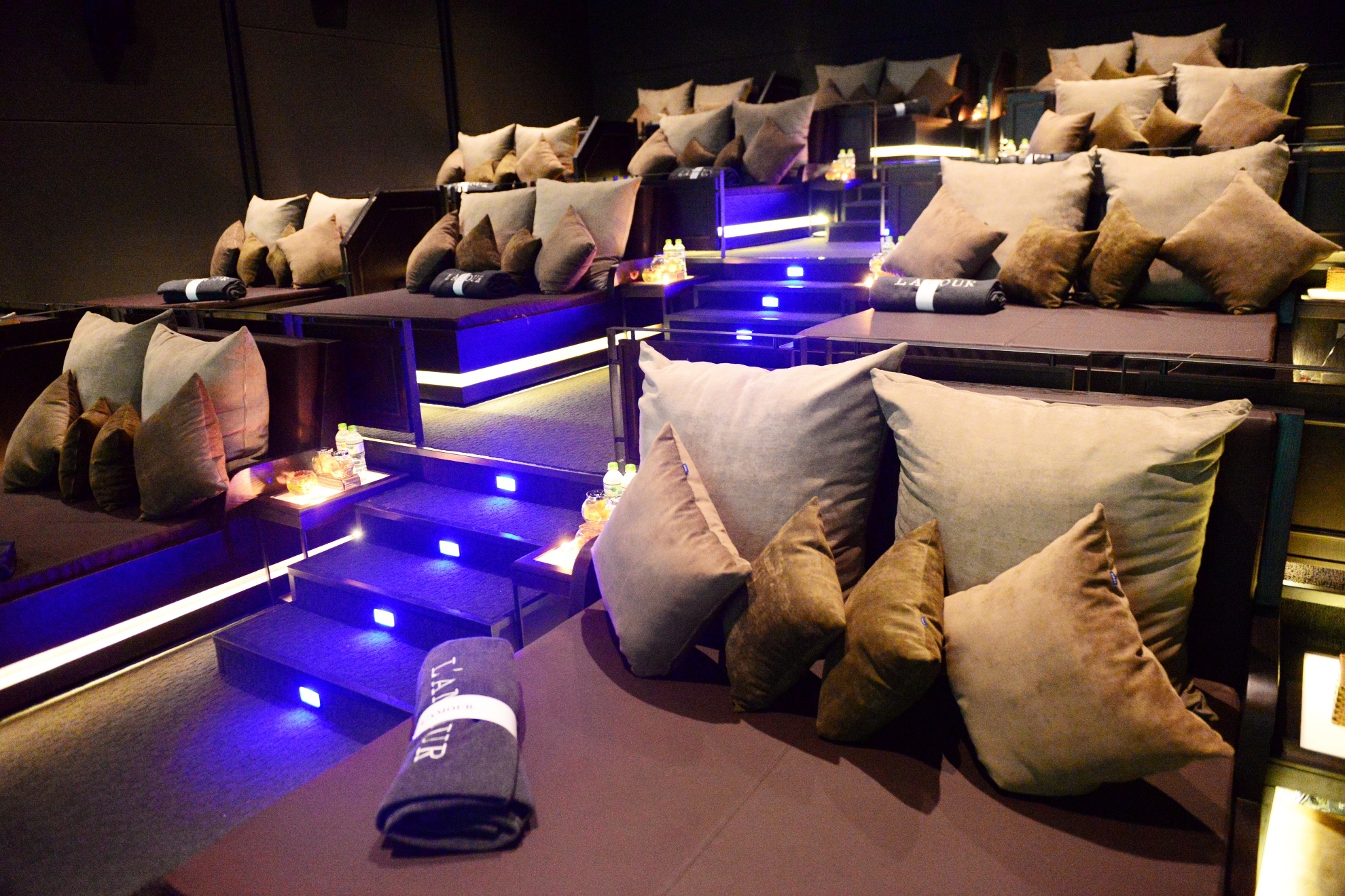 Rap chieu phim giuong nam CGV anh 2