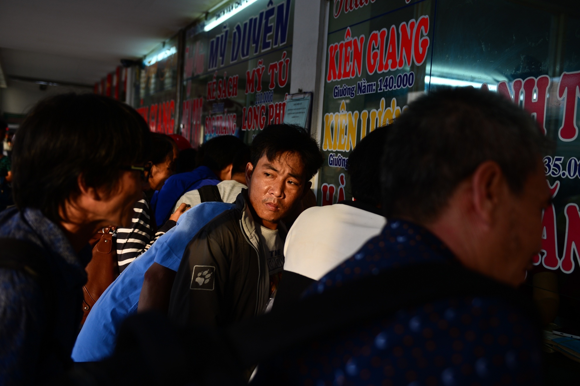 ben xe My Dinh dong nghit nguoi dip 2/9 anh 16