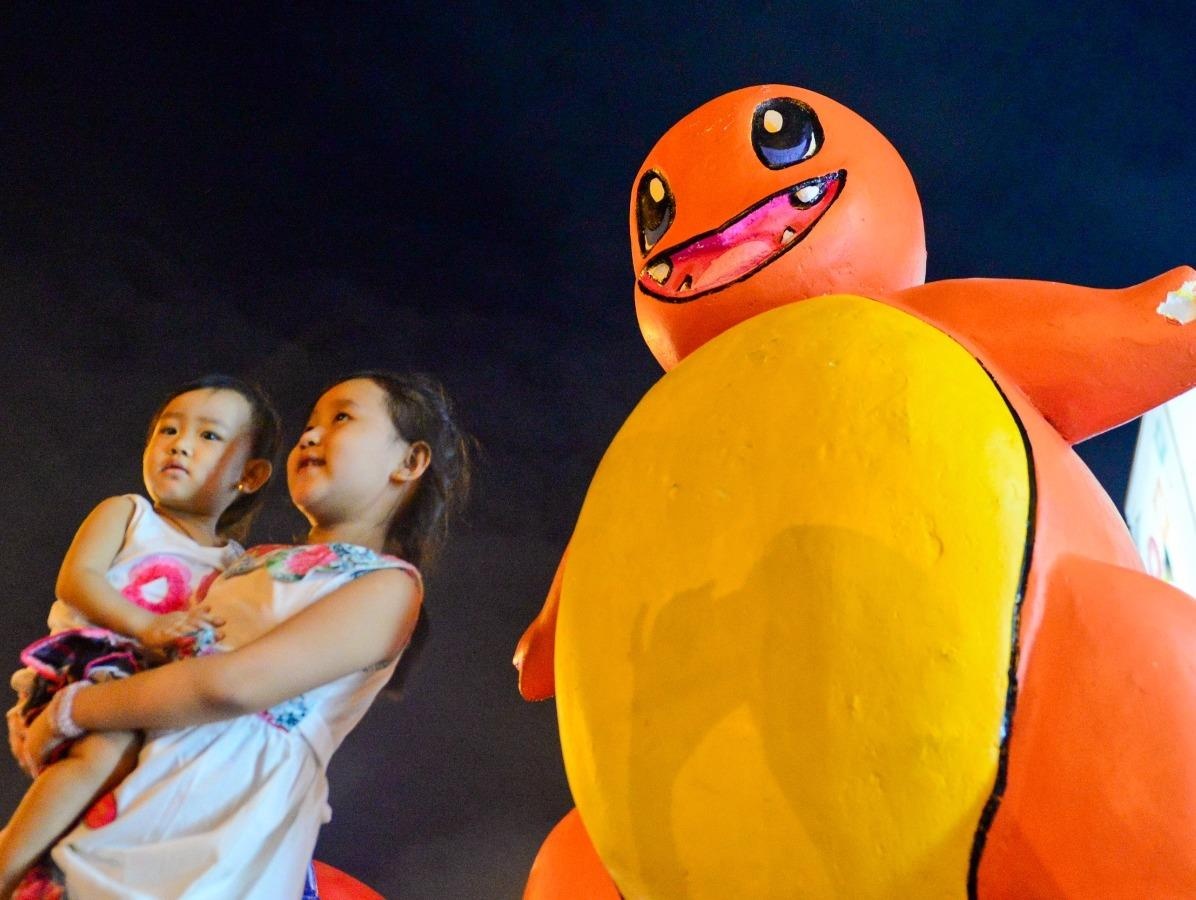 Pho long den Pokemon thu hut gioi tre Sai Gon hinh anh