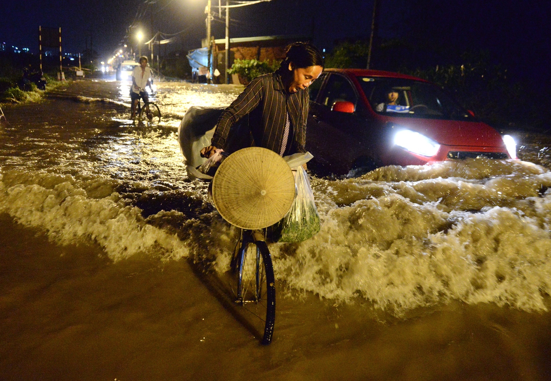 Mua ngap Sai Gon anh 4