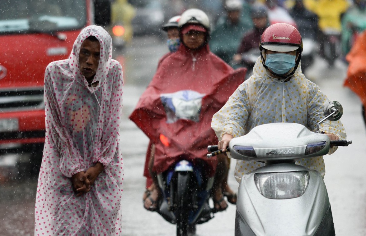 Dan Sai Gon vat va trong con mua dau tuan hinh anh