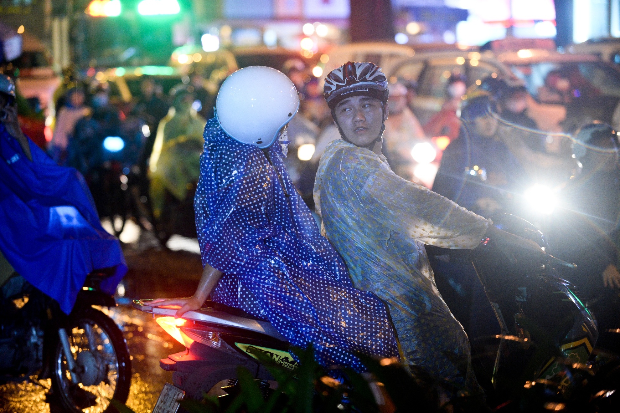 Kẹt xe sau mưa ảnh 14 Ket xe sau mua anh 14