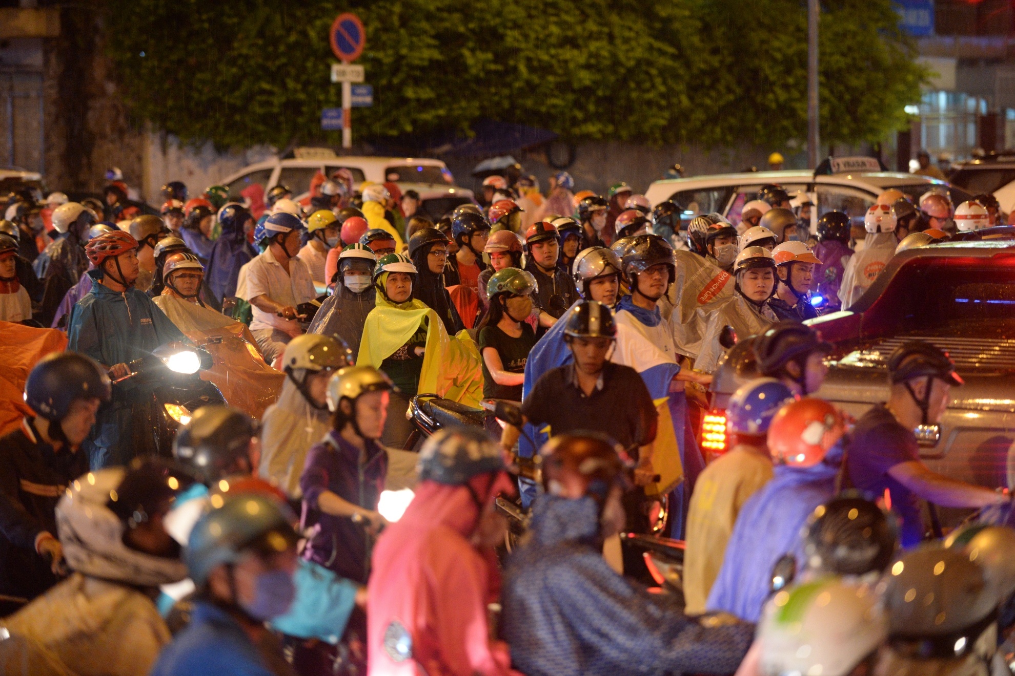 Kẹt xe sau mưa ảnh 5 Ket xe sau mua anh 5