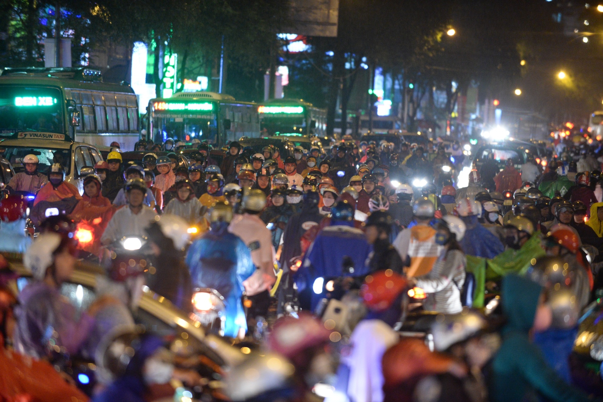 Kẹt xe sau mưa ảnh 8 Ket xe sau mua anh 8