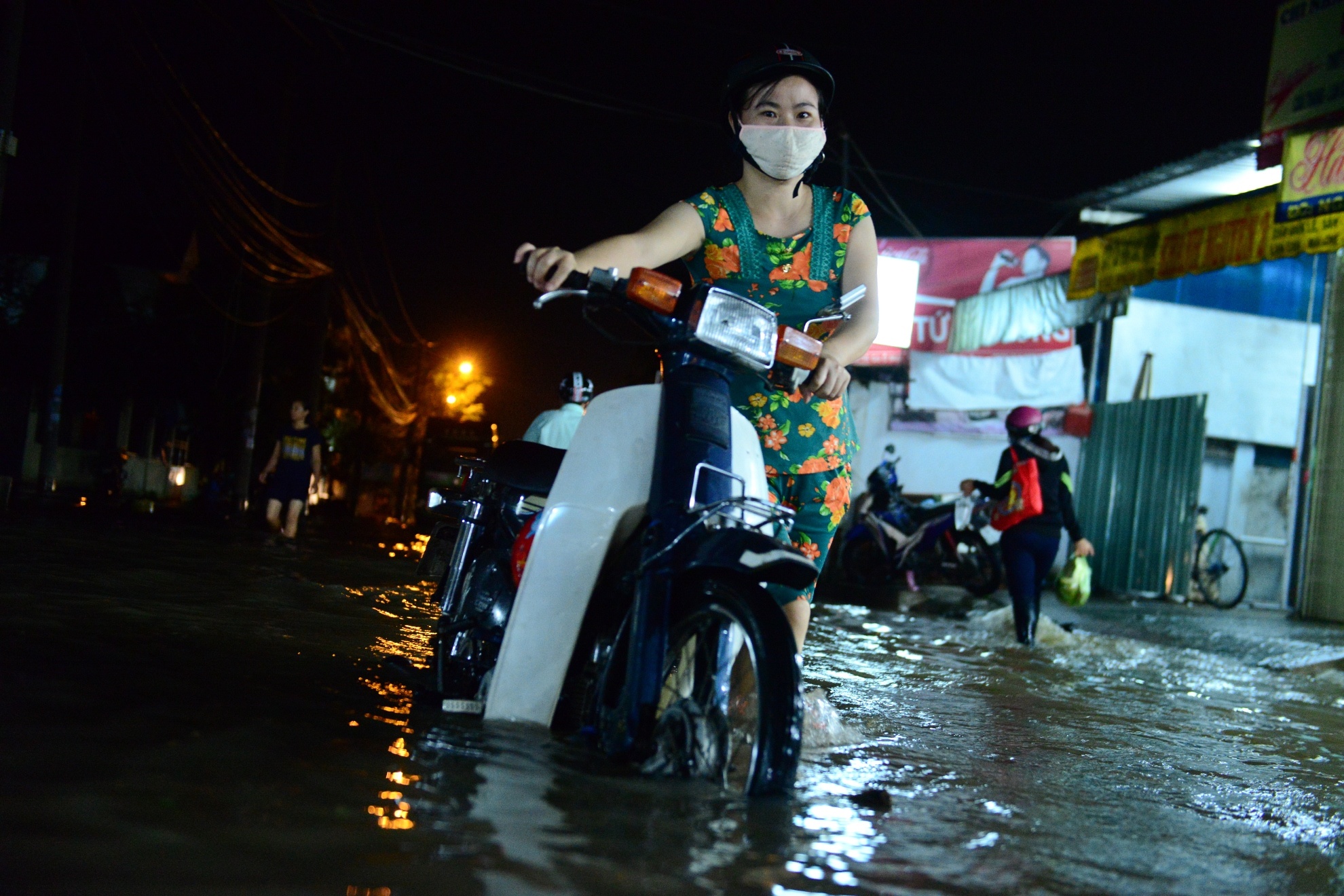 Trieu cuong gay ngap anh 2