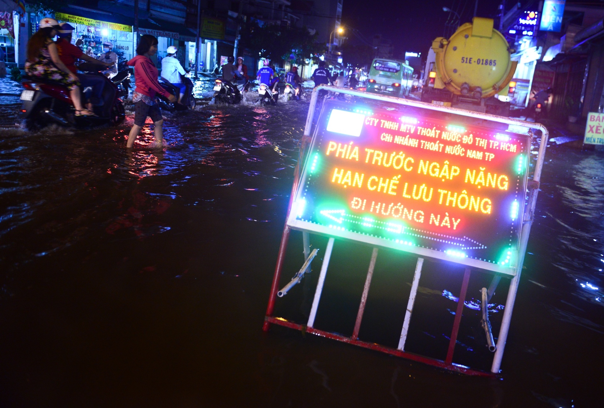 Trieu cuong gay ngap anh 12