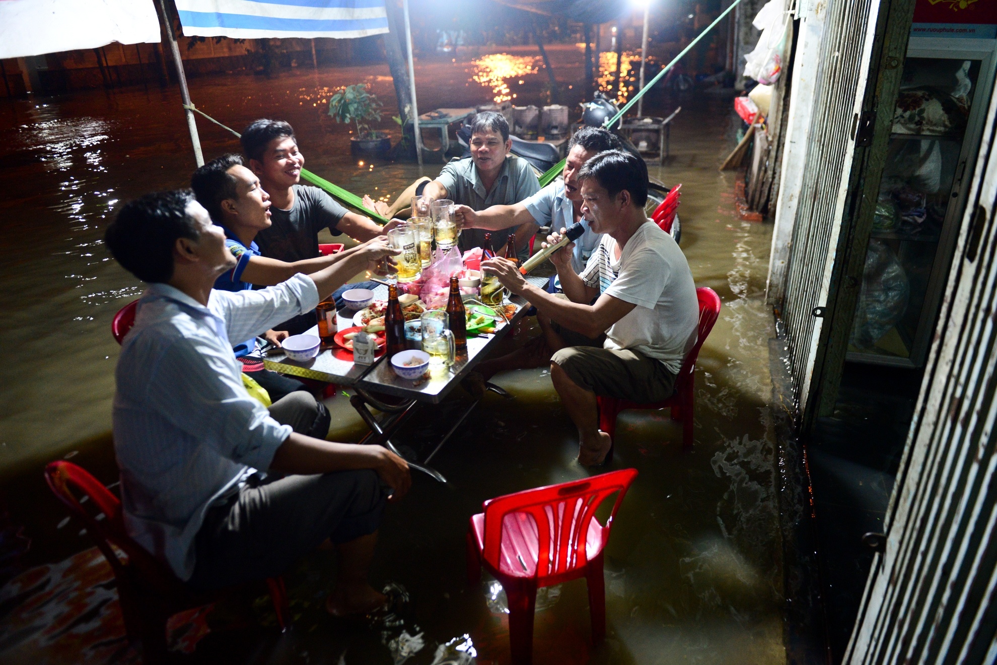 Trieu cuong gay ngap anh 4