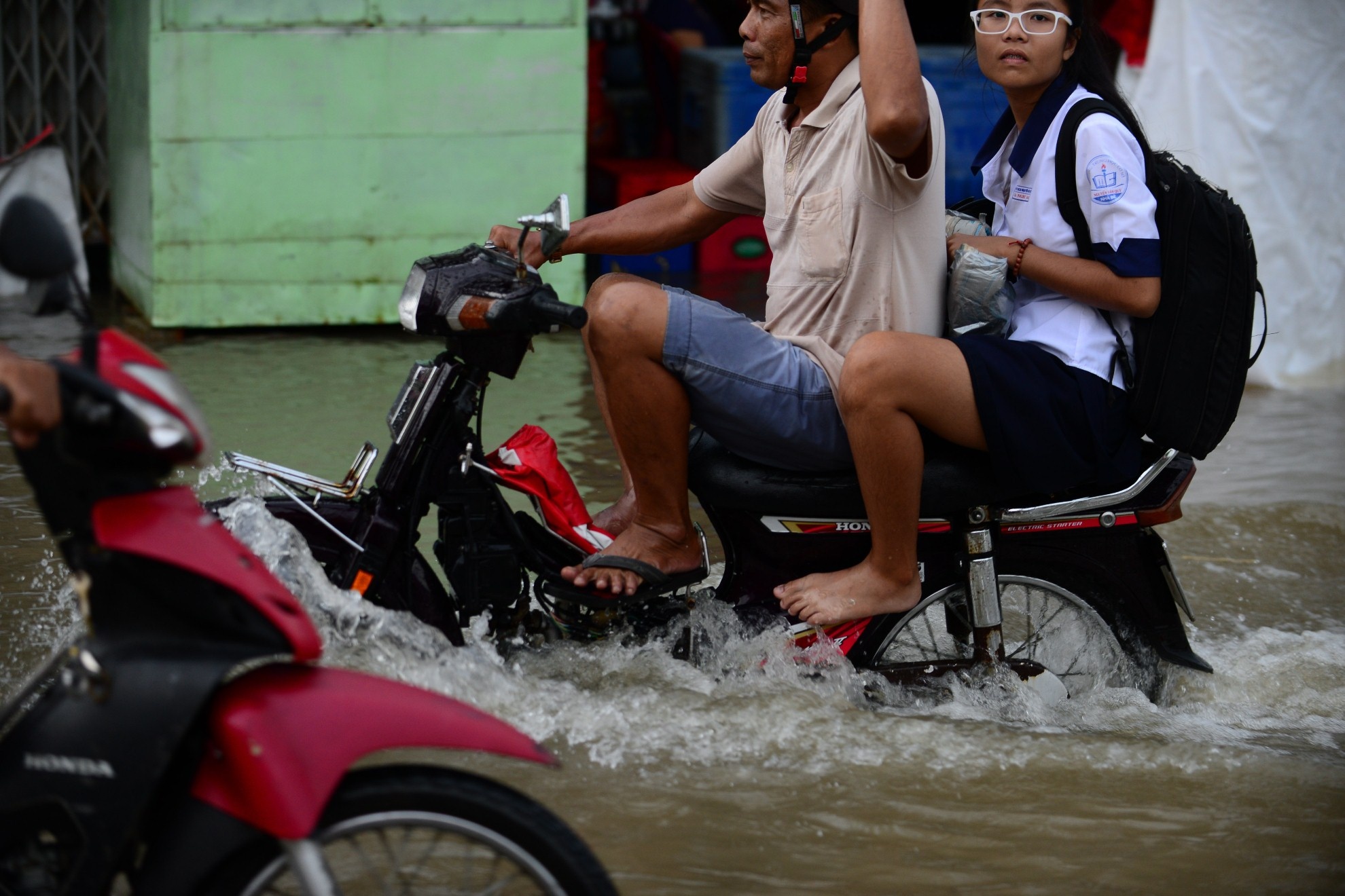 Trieu cuong o Sai Gon anh 2