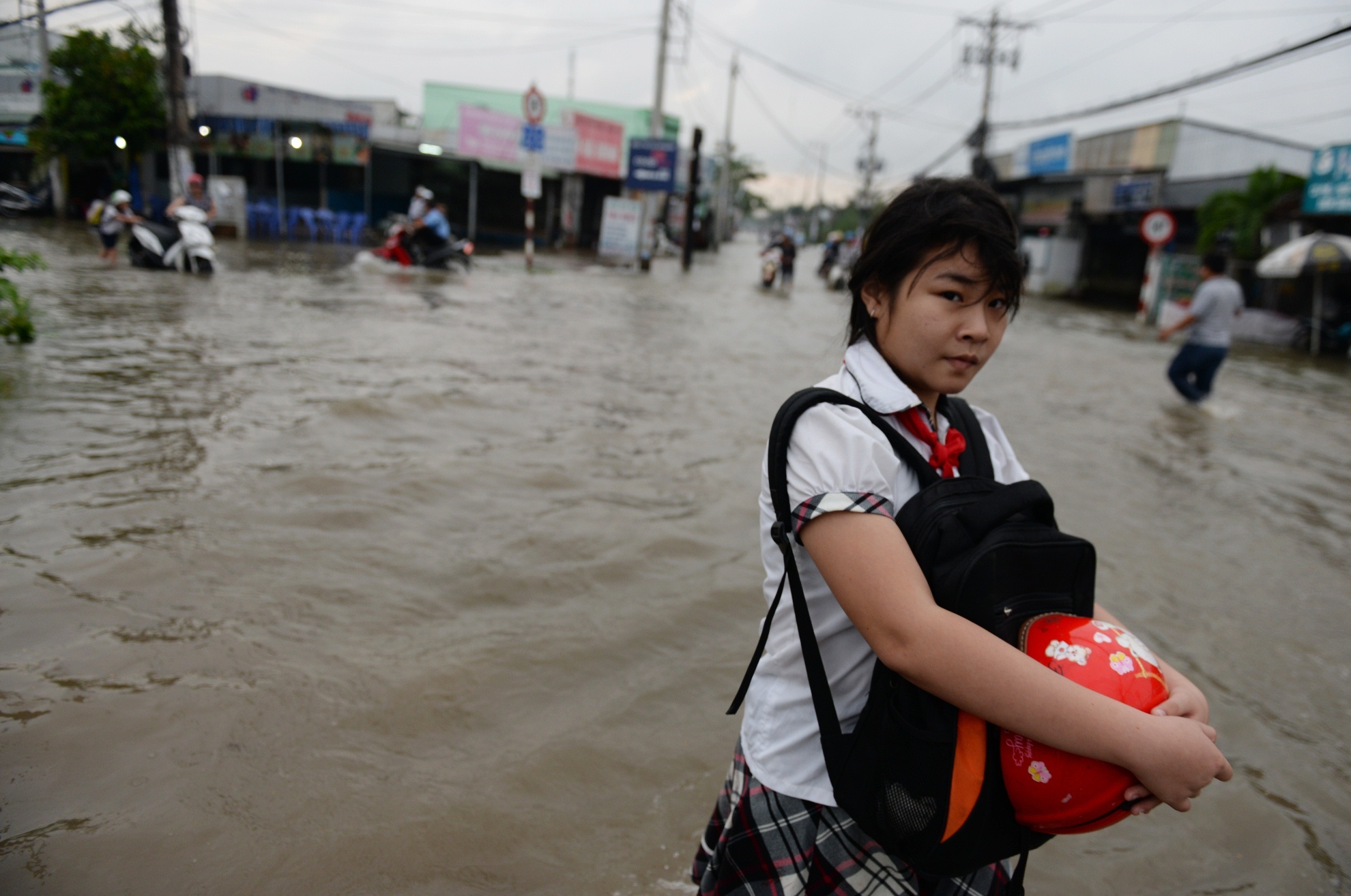 Trieu cuong o Sai Gon anh 7