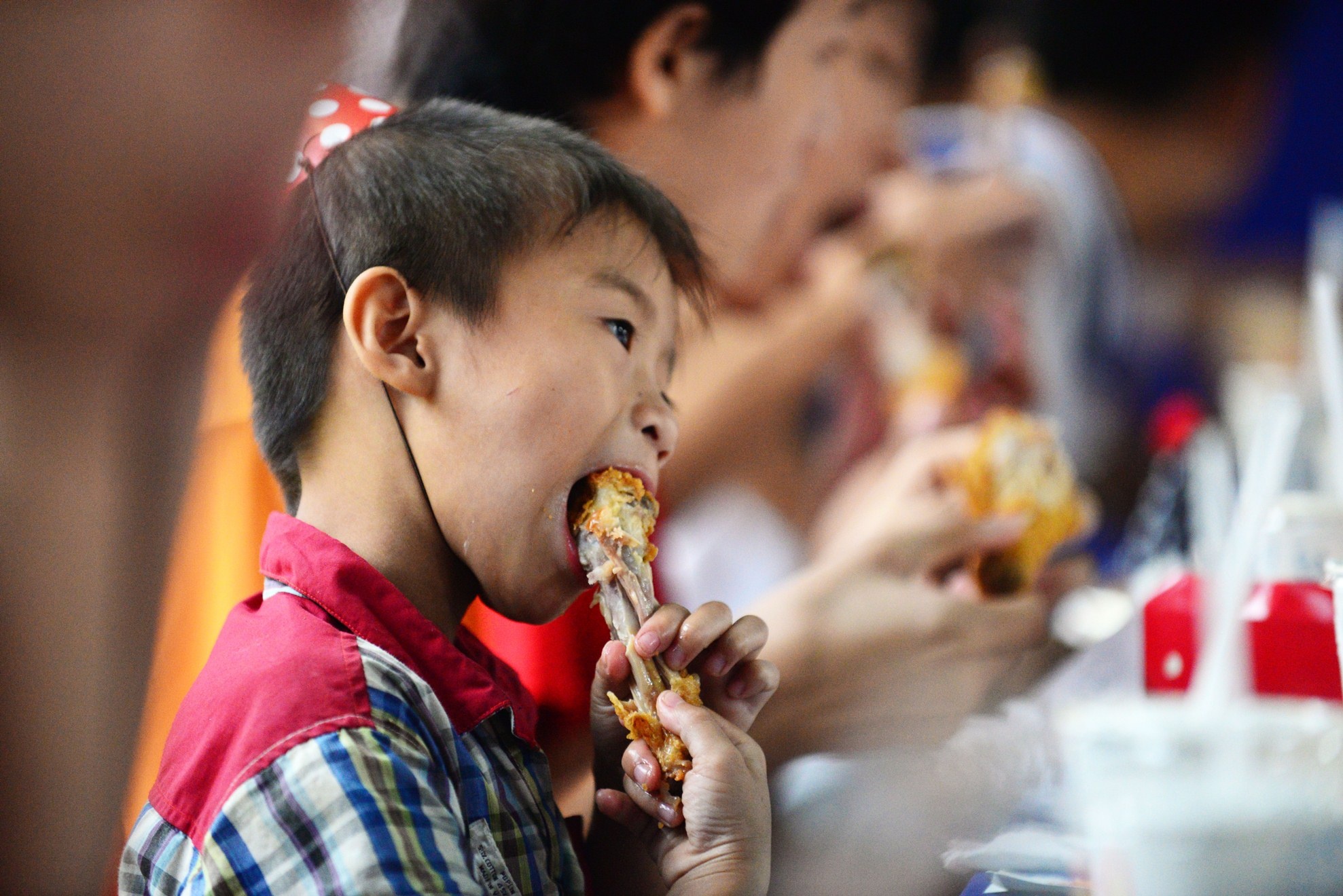 Phan Anh va Quang Bao 'ket noi yeu thuong' anh 11