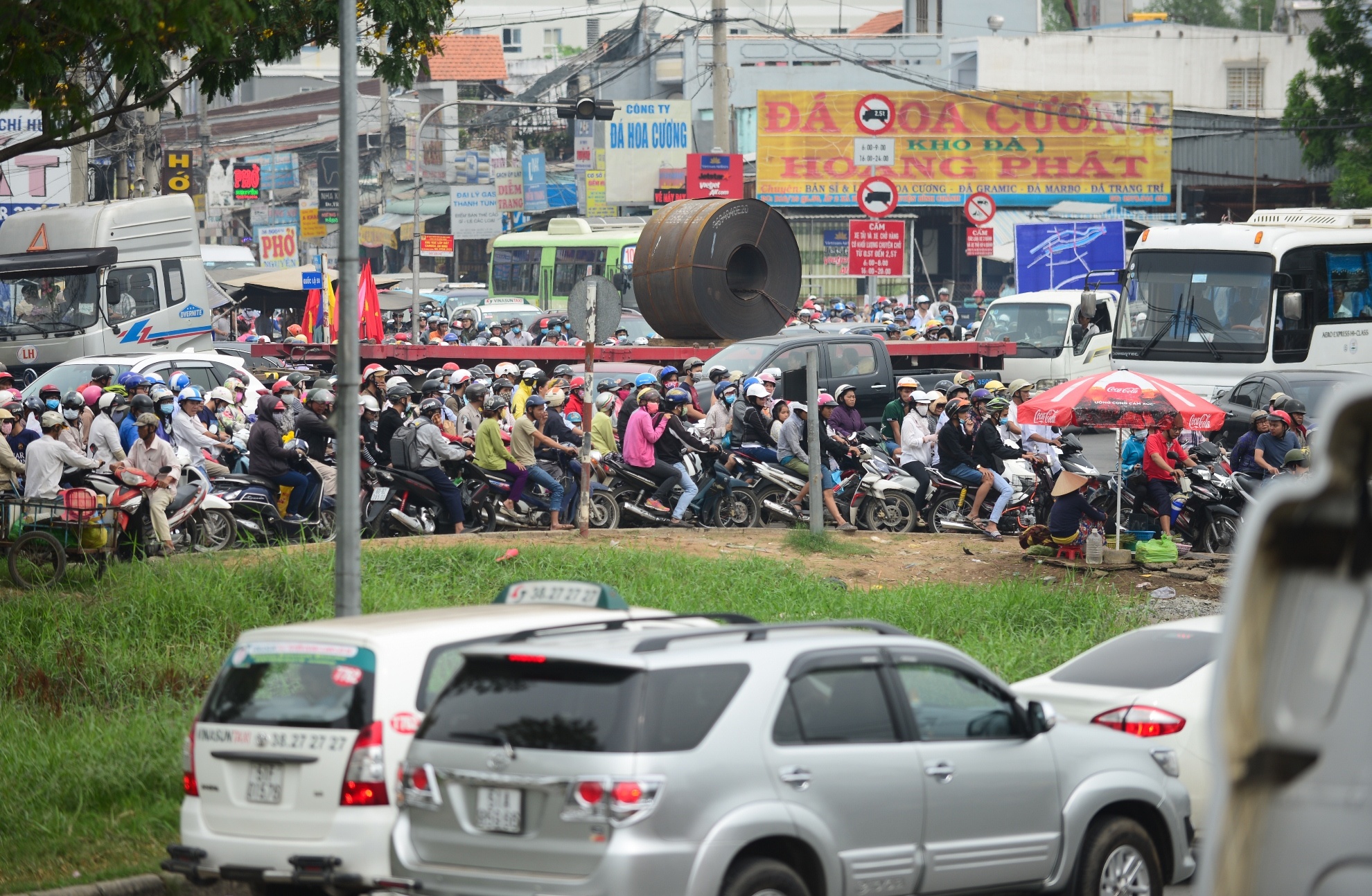 Ket xe quoc lo 50 anh 9